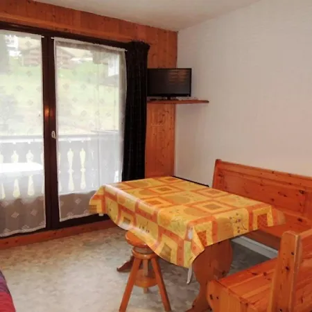 Appartement - 4 Pers, 27 M2, 2/1 *